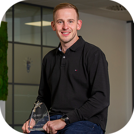 Rail Department Oliver Gooch after receiving his Global Recruiter award in 2022